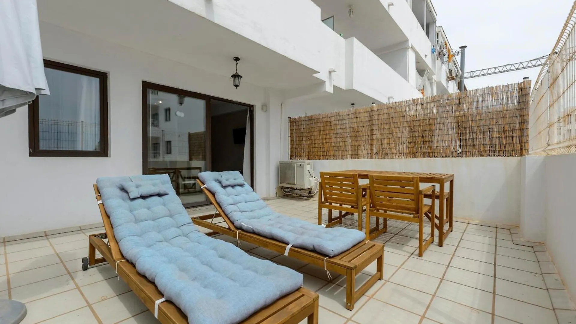 Apartamentos Esmeralda Ibiza Apartment