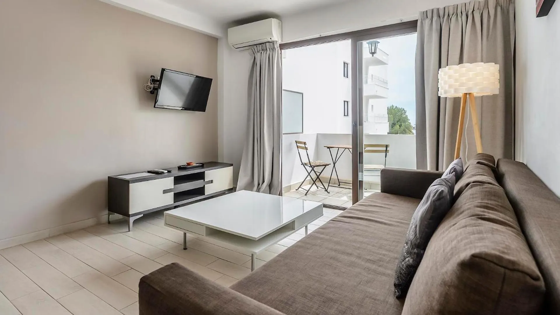 Apartamentos Esmeralda Ibiza Appartement