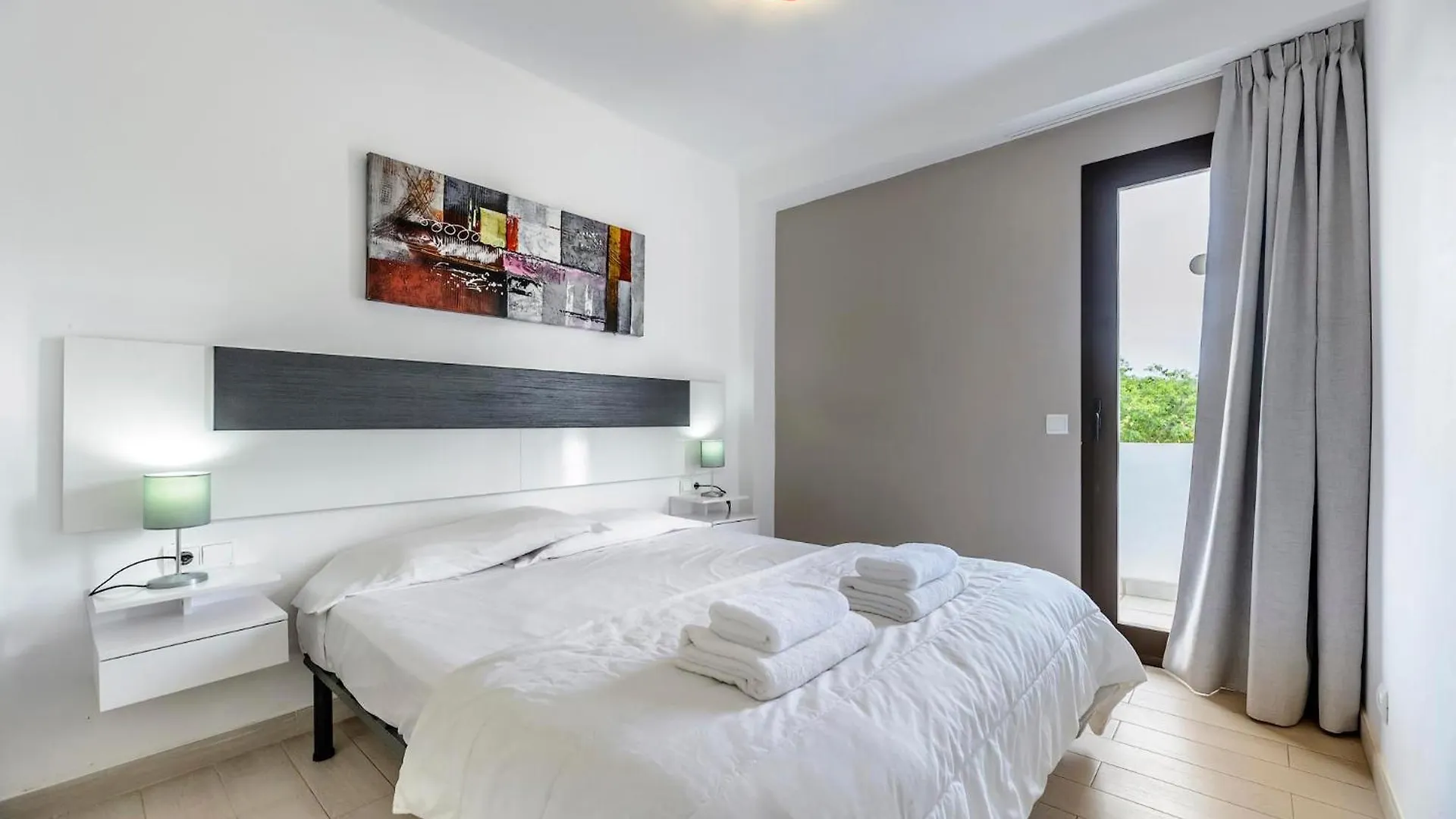 Apartamentos Esmeralda Ibiza
